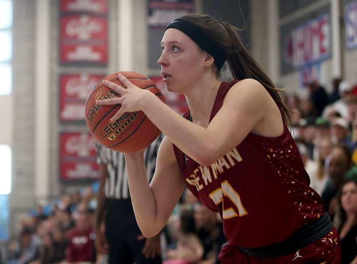 Cardinal Newman girls BB 61, San Ramon Valley 55 NCS Open championship by Dennis Lee 2-24-24022420241 (2)